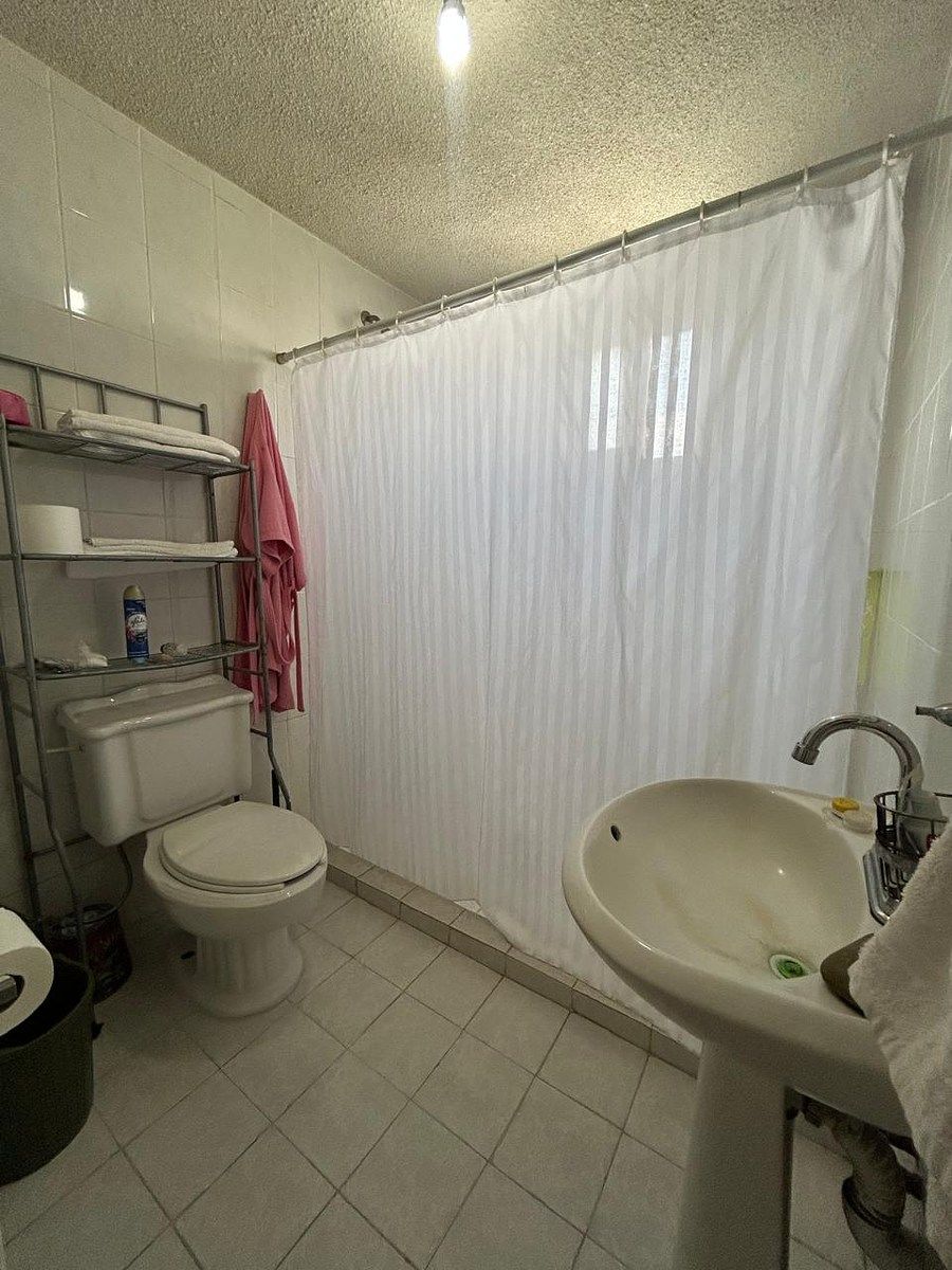 7 de 13: 3er piso dos recámaras y un baño completo