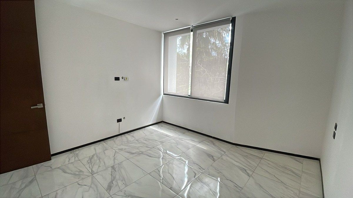 27 de 41: Recámara 2