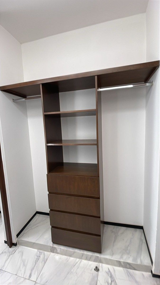 31 de 41: Clóset recámara 2