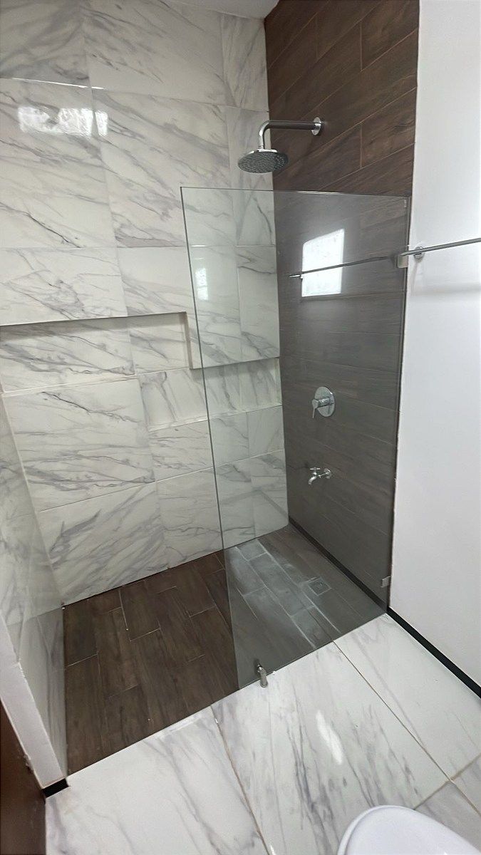 36 de 41: Regadera recámara 3