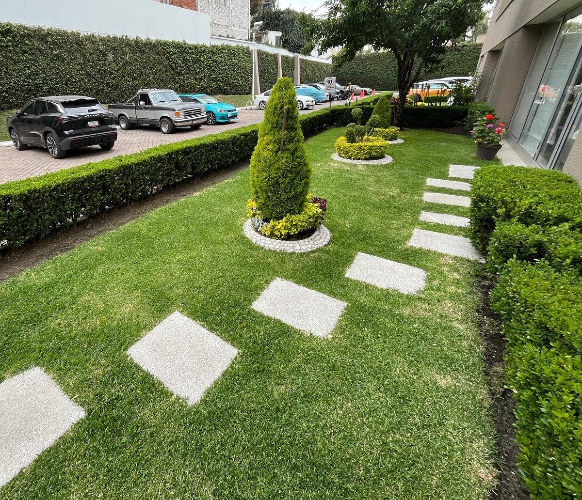 14 de 14: Estacionamiento