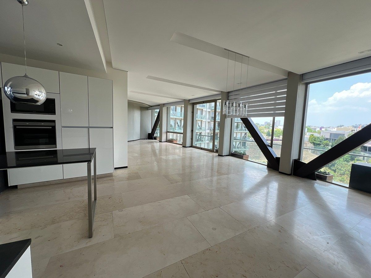 1 of 40: Sala comedo y cocina