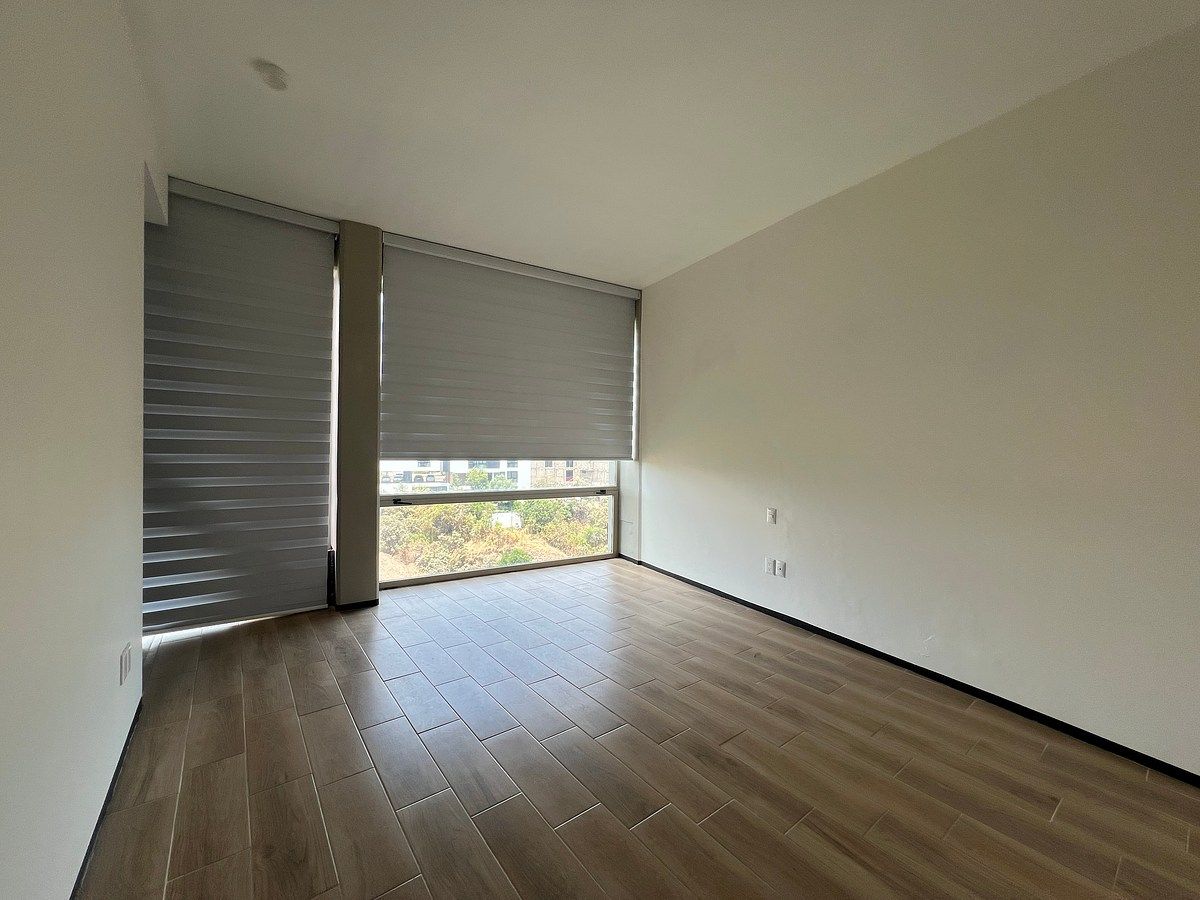 22 of 40: Recámara secundaria 1