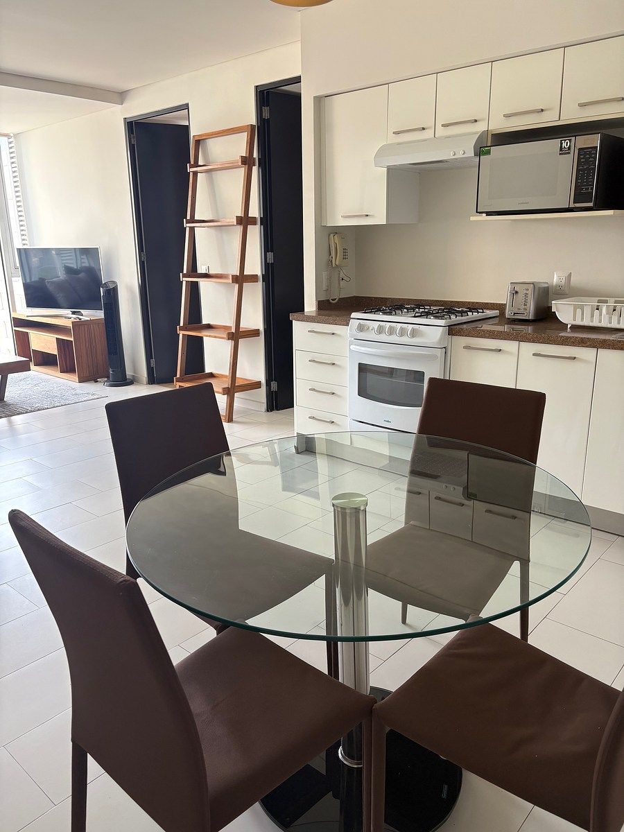 8 de 13: Comedor de 4 puestos