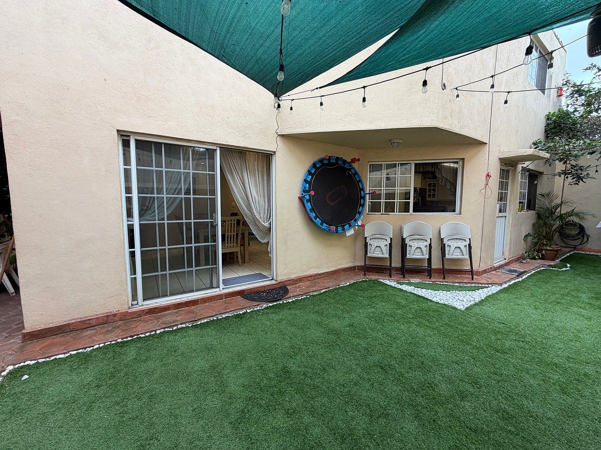 18 de 35: Patio trasero