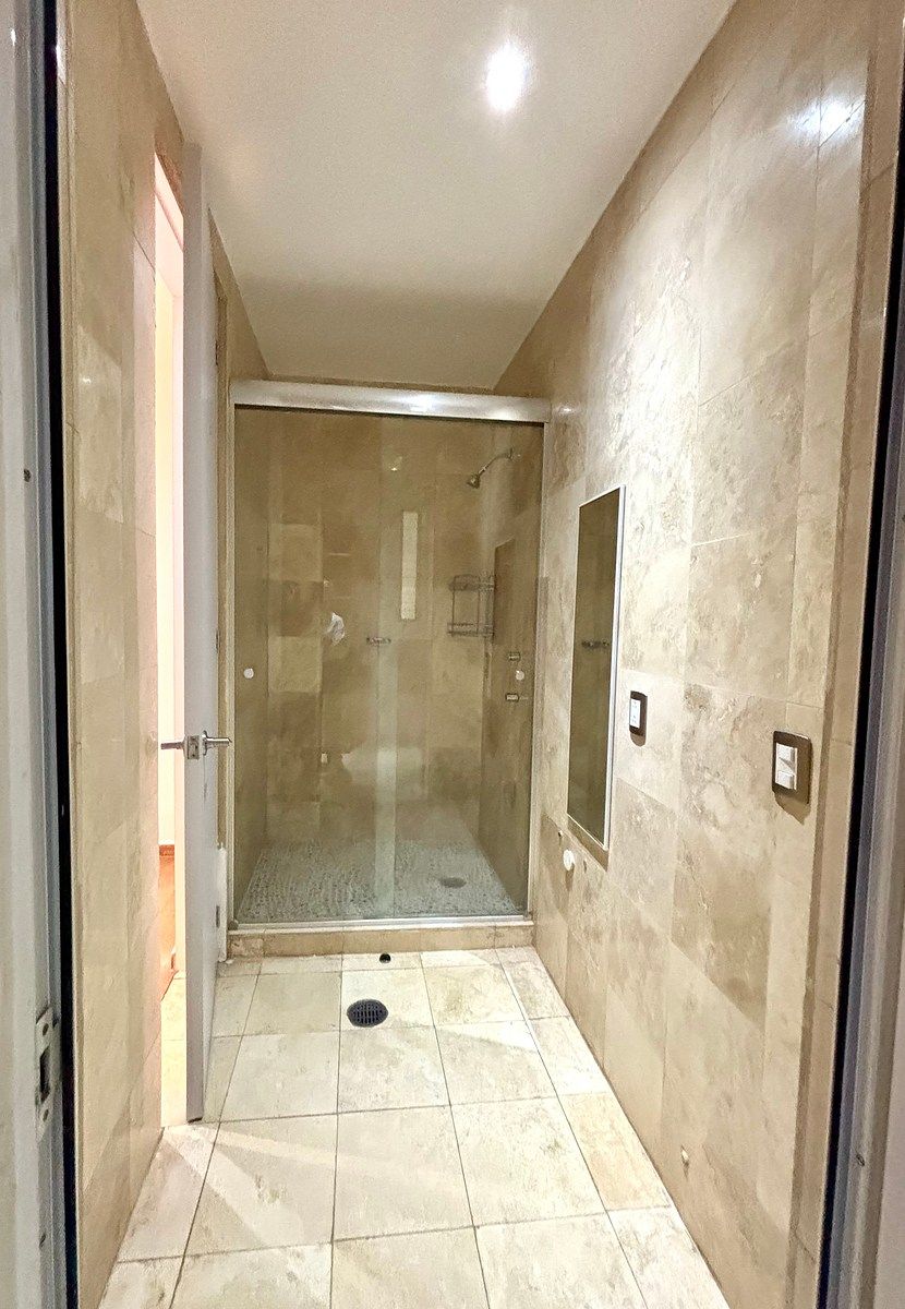 5 de 23: Regadera recámara PB