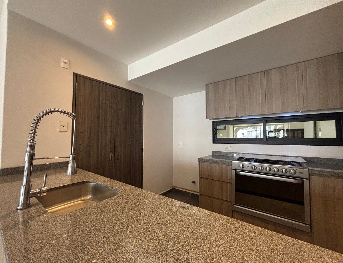 4 de 18: Cocina abierta