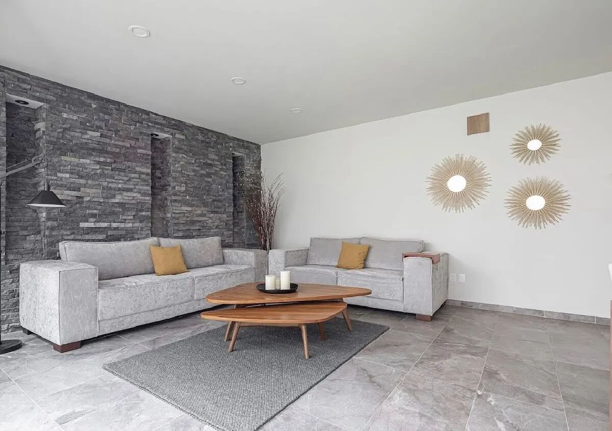 2 de 23: Sala