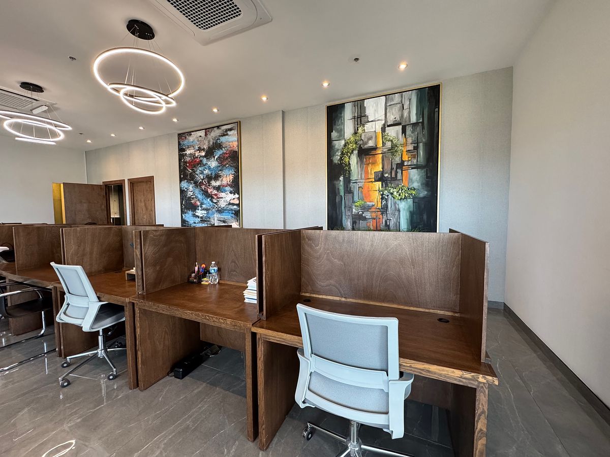 12 of 13: mesa de trabajo común