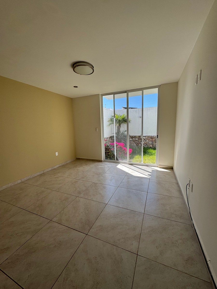 7 de 48: Recámara 5 en PB