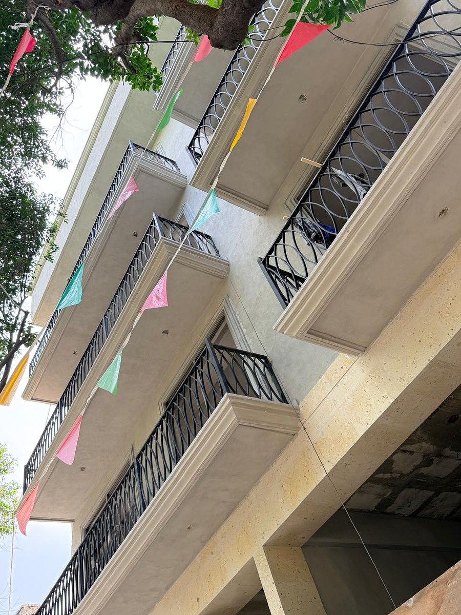 1 of 7: Fachada Zempoala 151
