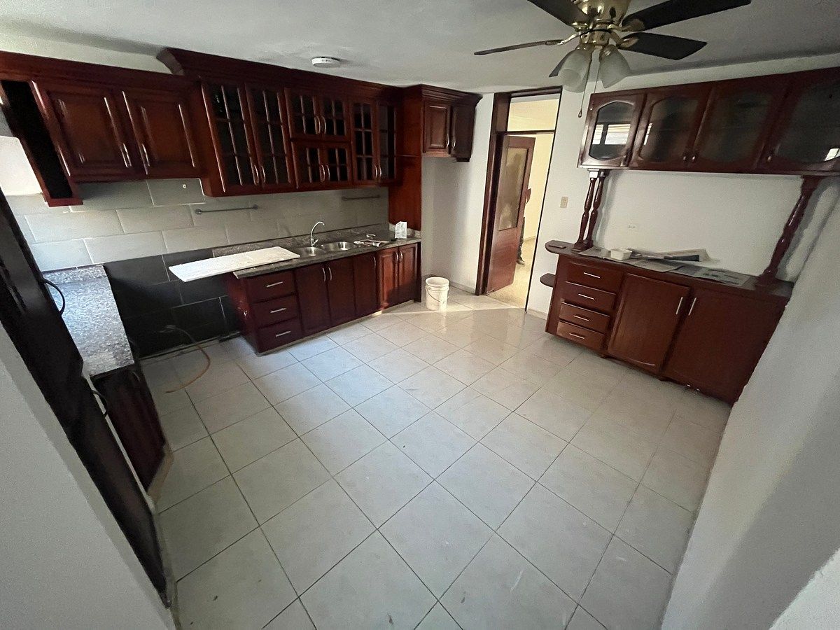 1 de 10: Cocina cerrada