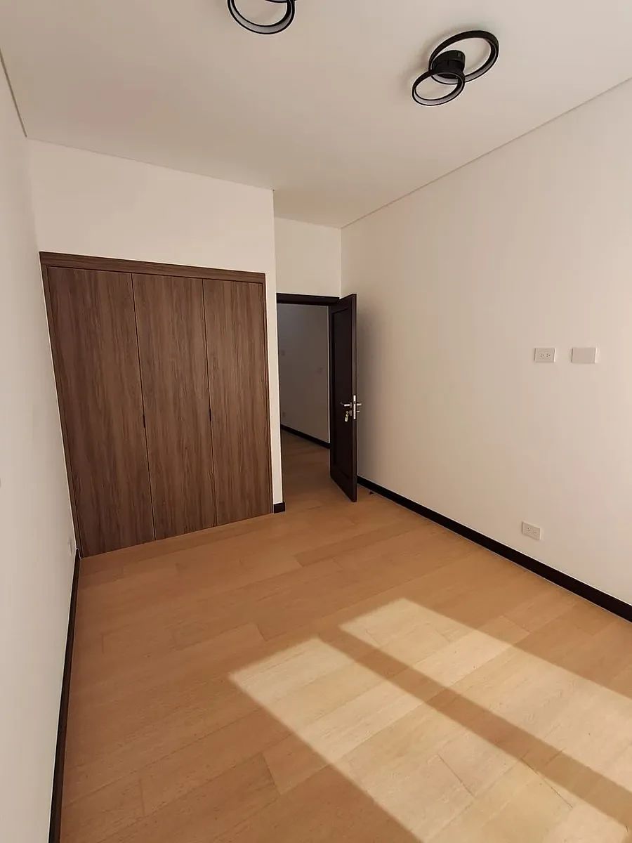 Apartamento en Zona 16, Guatemala, foto 3 de 15