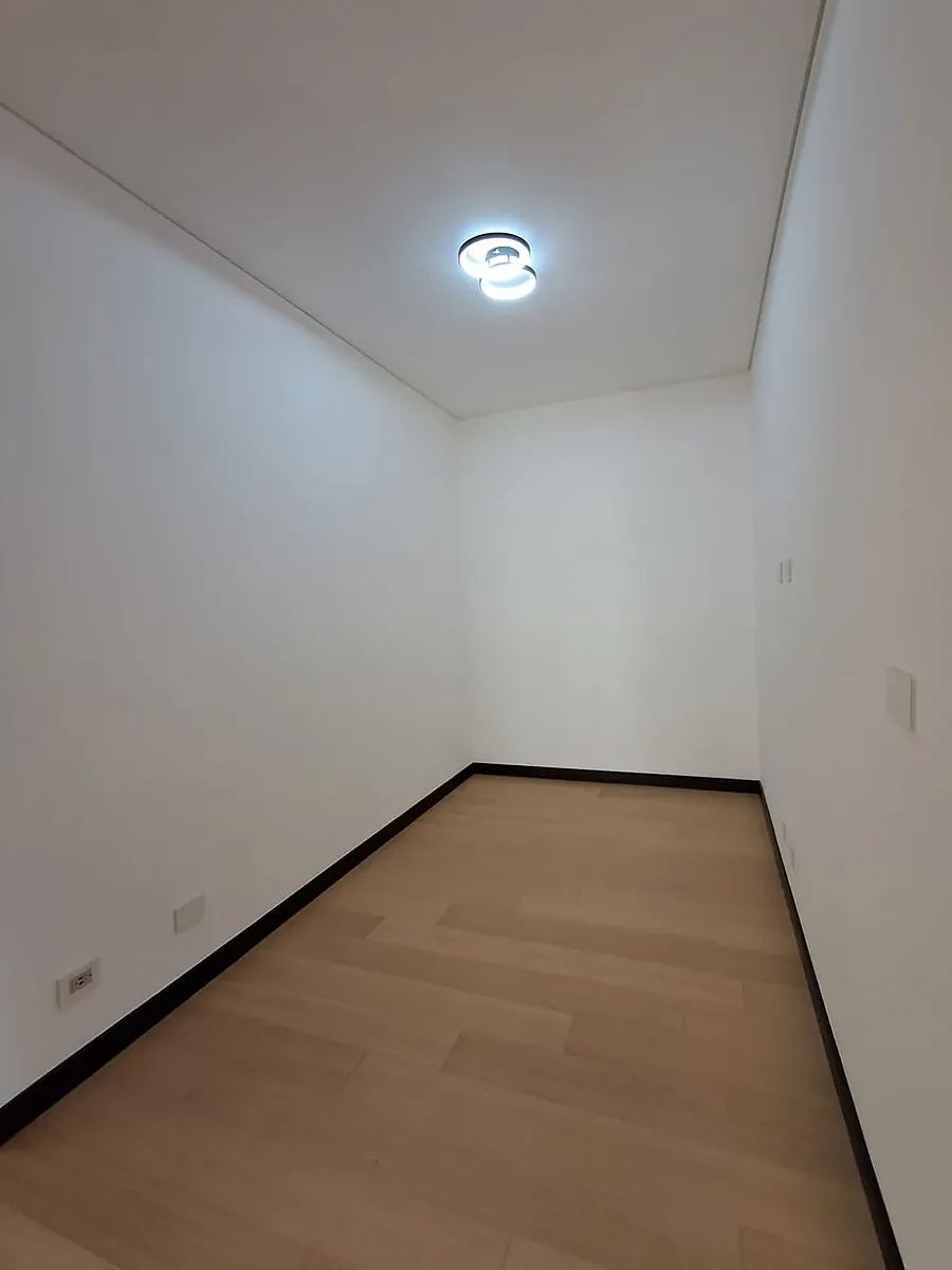 Apartamento en Zona 16, Guatemala, foto 4 de 15