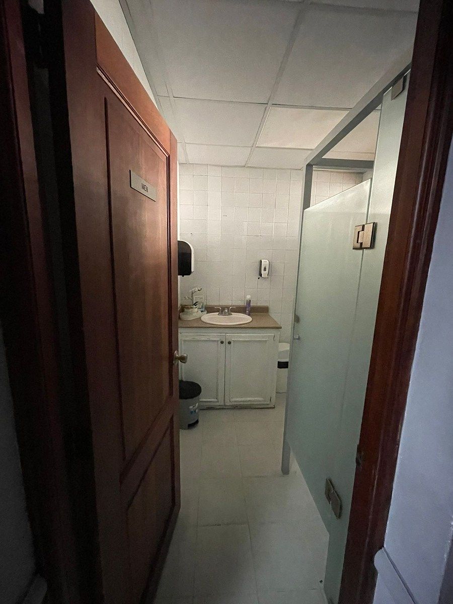 Oficina en Ensanche Paraiso, Santo Domingo Centro (Distrito Nacional), foto 10 de 15