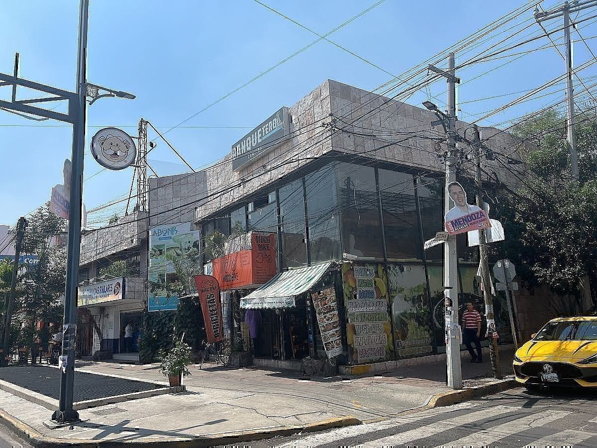 1 de 3