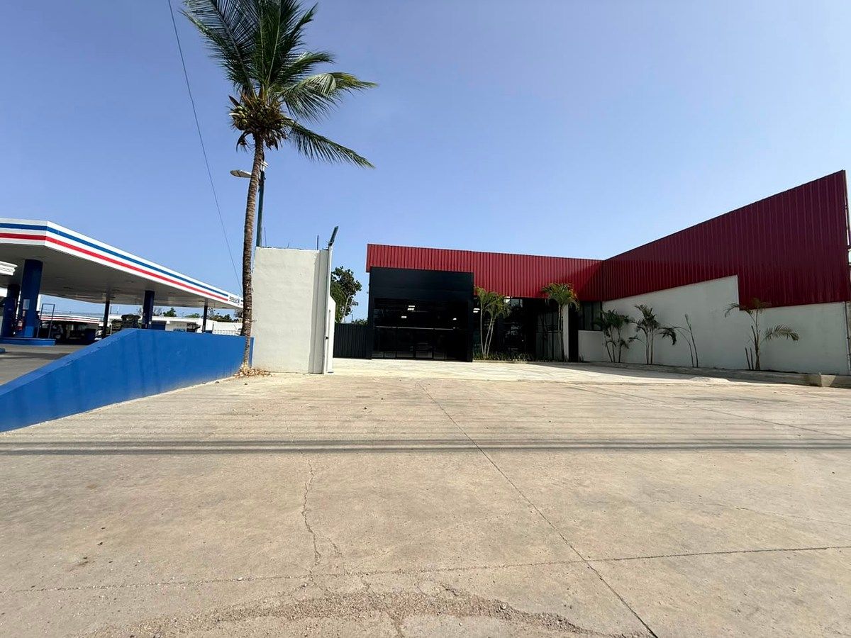 Local Comercial en Autopista de San Isidro, Santo Domingo Este, foto 11 de 12