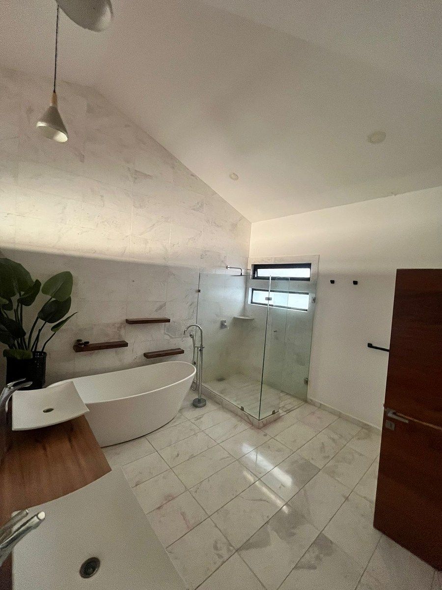 14 de 21: Baño Principal