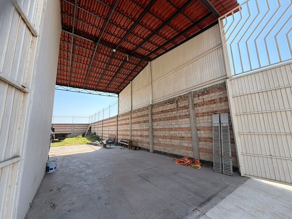 Bodega comercial en El Zapote Del Valle, Tlajomulco de Zúñiga, foto 6 de 12