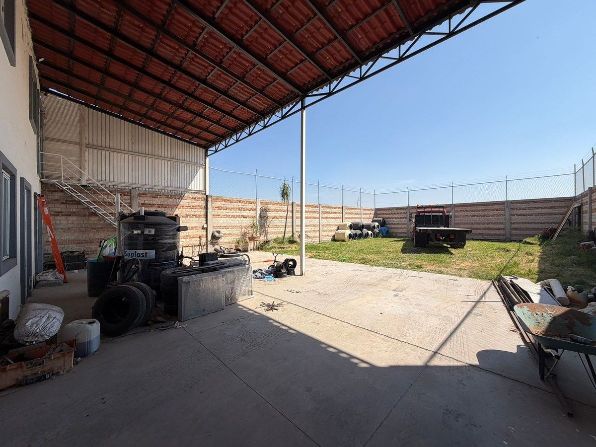 Bodega comercial en El Zapote Del Valle, Tlajomulco de Zúñiga, foto 5 de 12