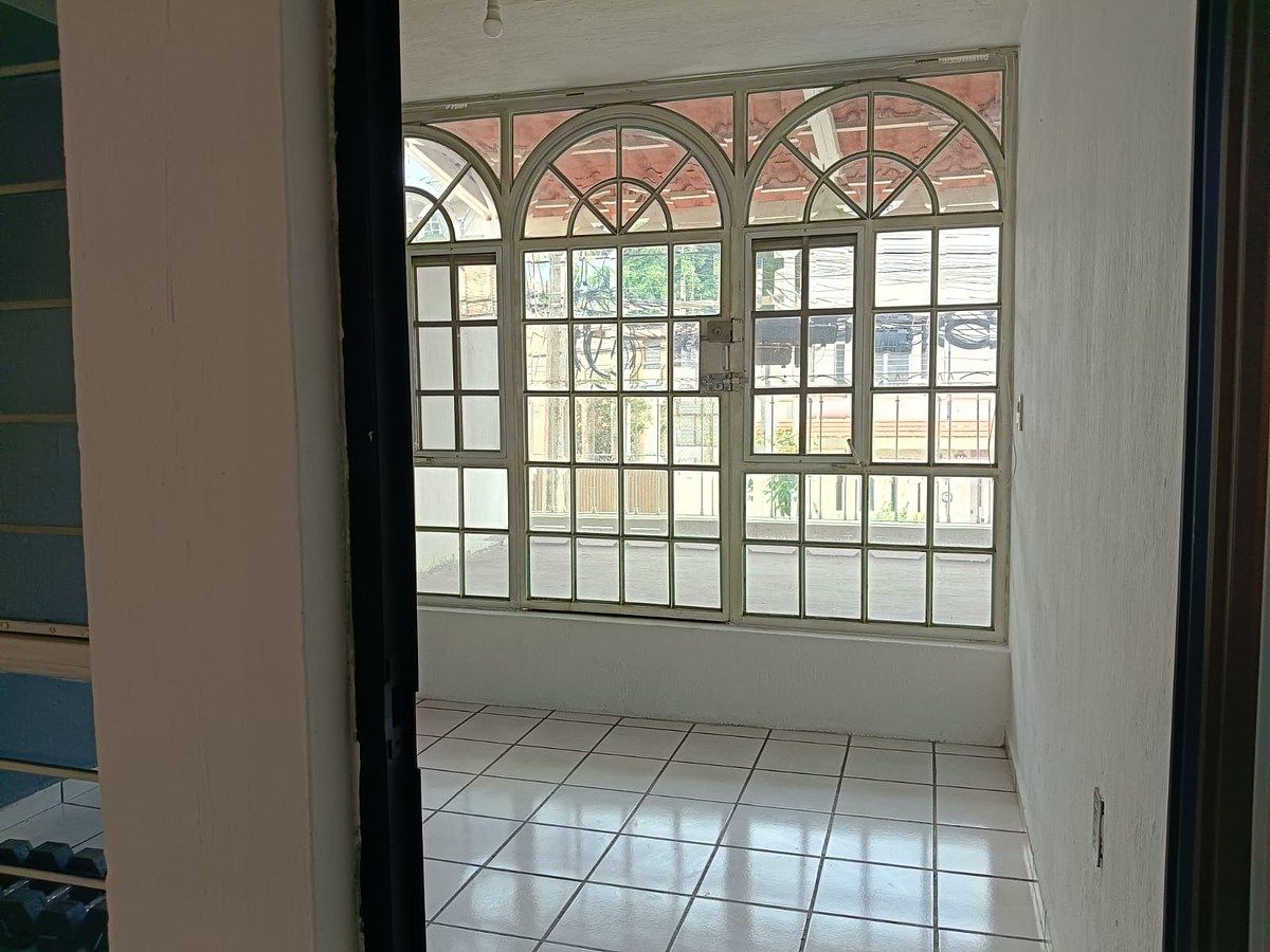 4 de 17