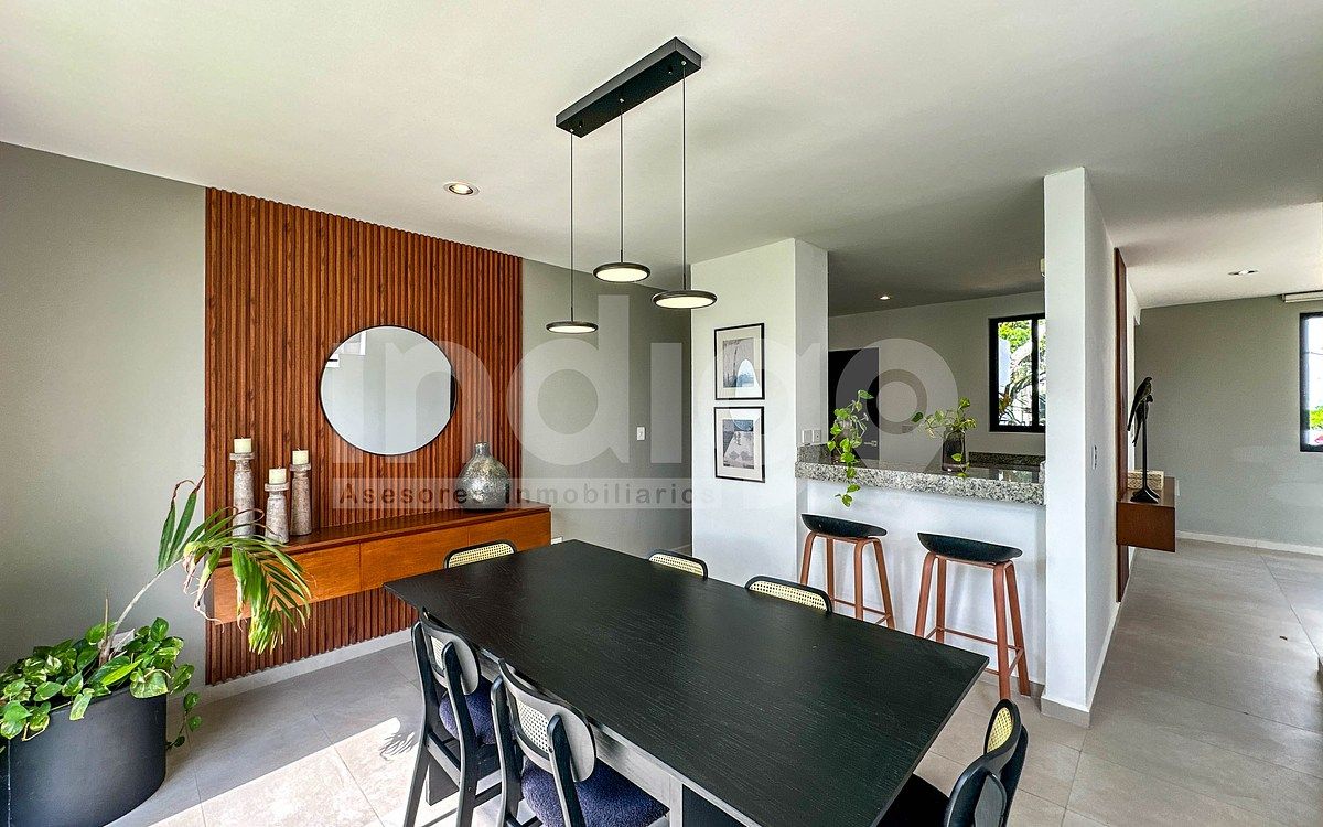 12 of 40: Comedor / Cocina