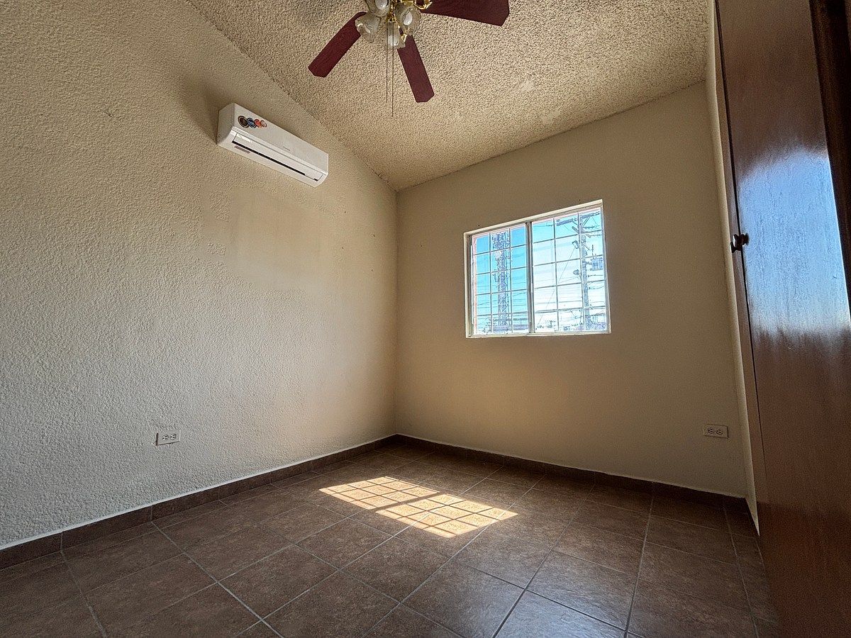 Casa en Villas California, Mexicali, foto 17 de 22