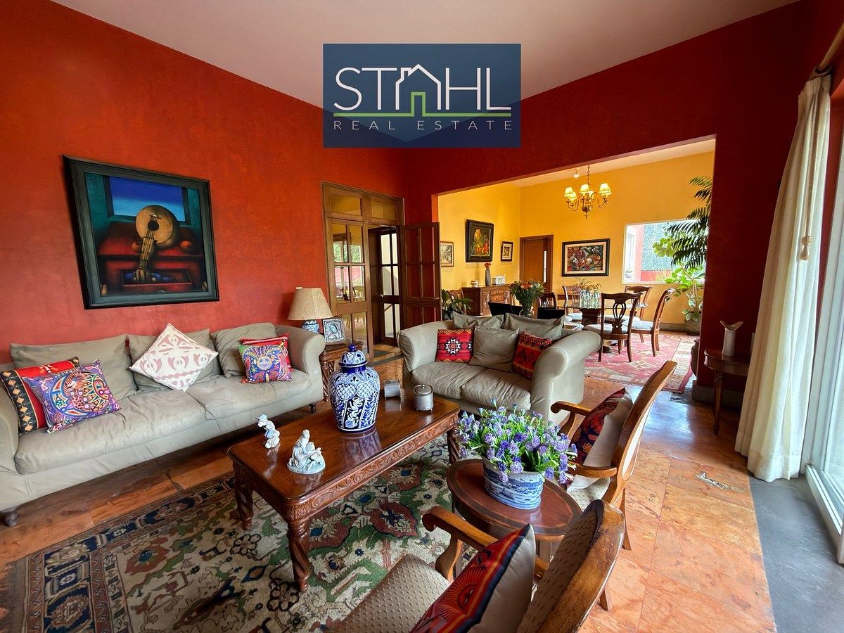 House in Bosque de las Lomas, Miguel Hidalgo, photo 17 of 27