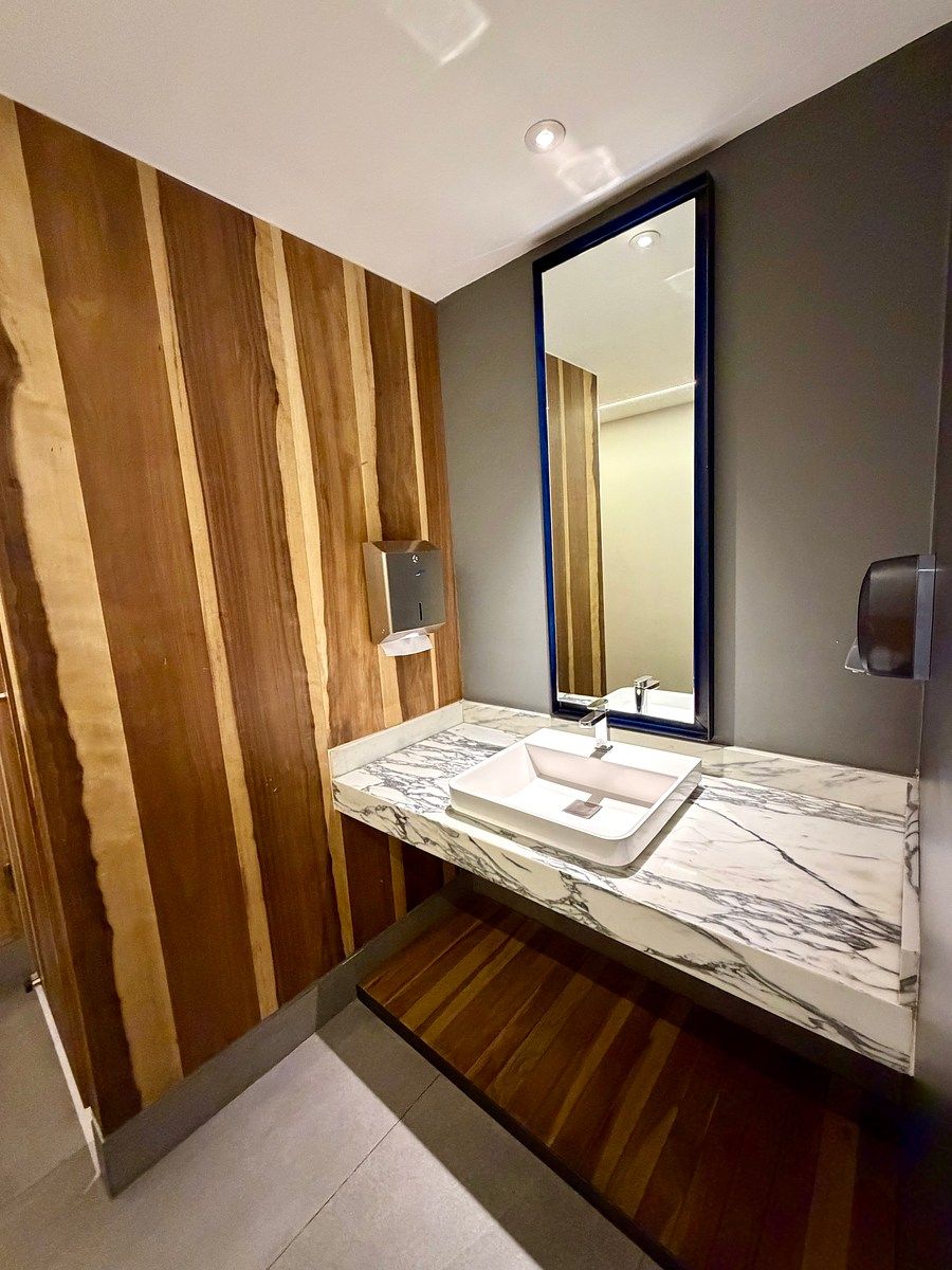 22 de 31: baño edificio