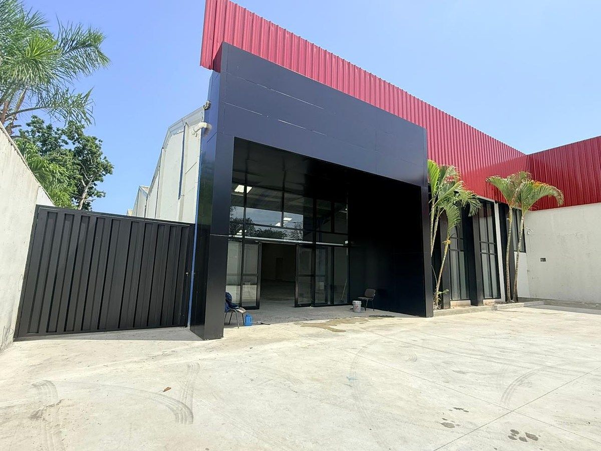 Local comercial en alquiler en San Isidro, foto 1 de 6