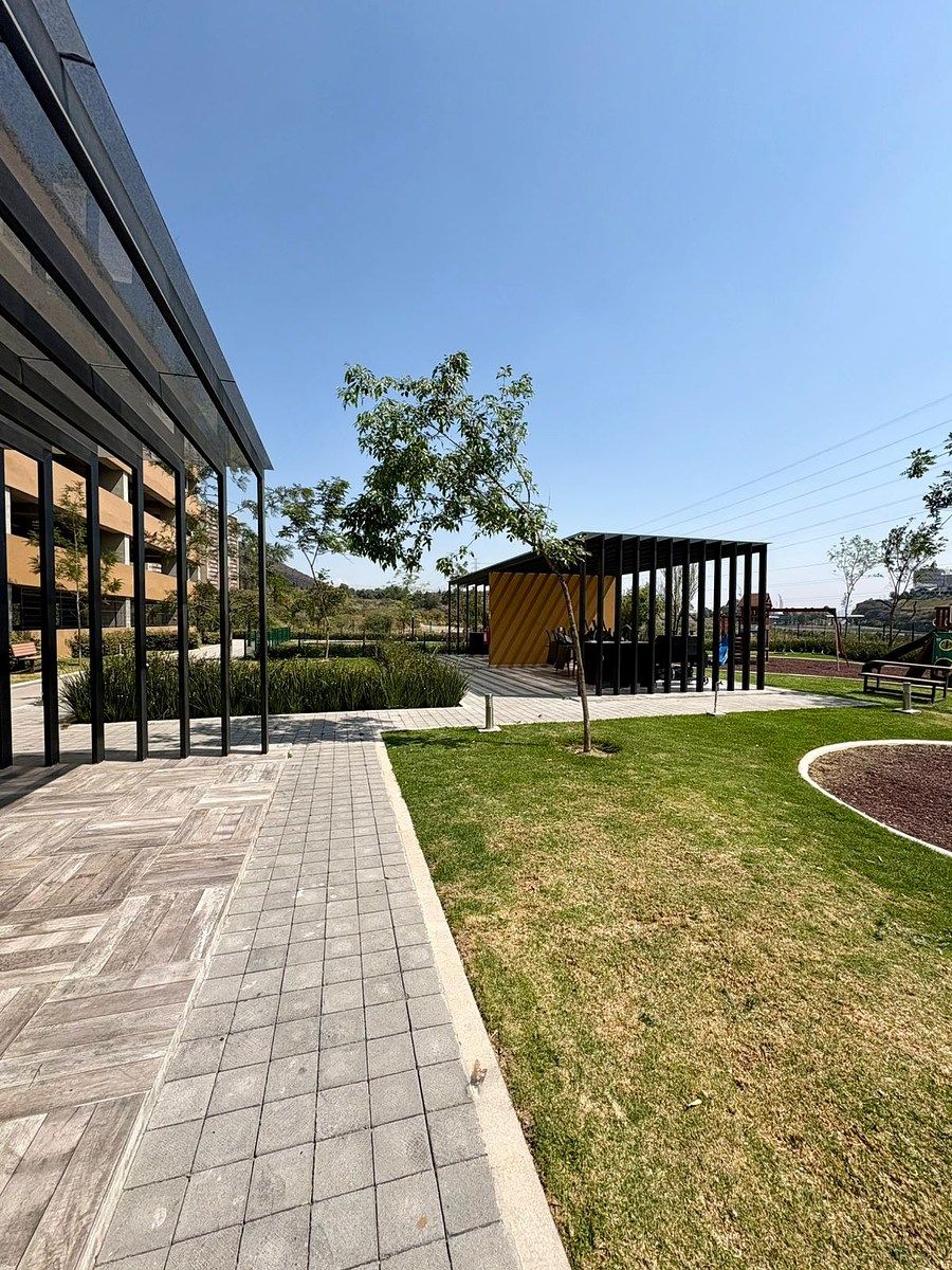 Venta de departamento en Triada Bosque Esmeralda - foto 1