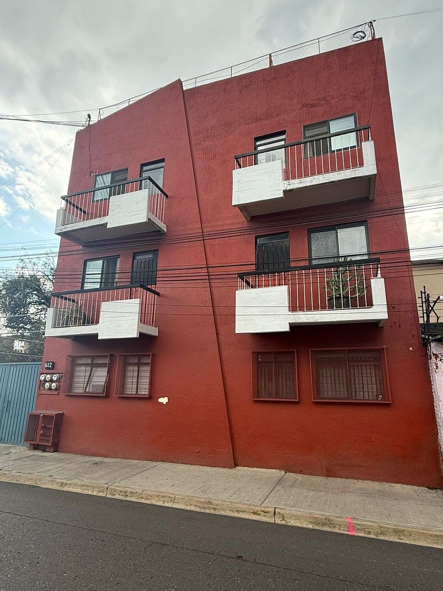 12 de 25