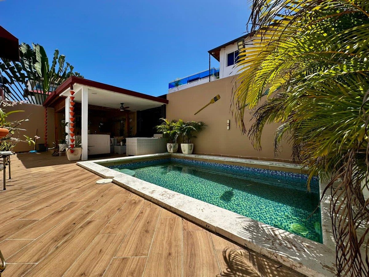 Casa en San Isidro, Santo Domingo Este, foto 2 de 20