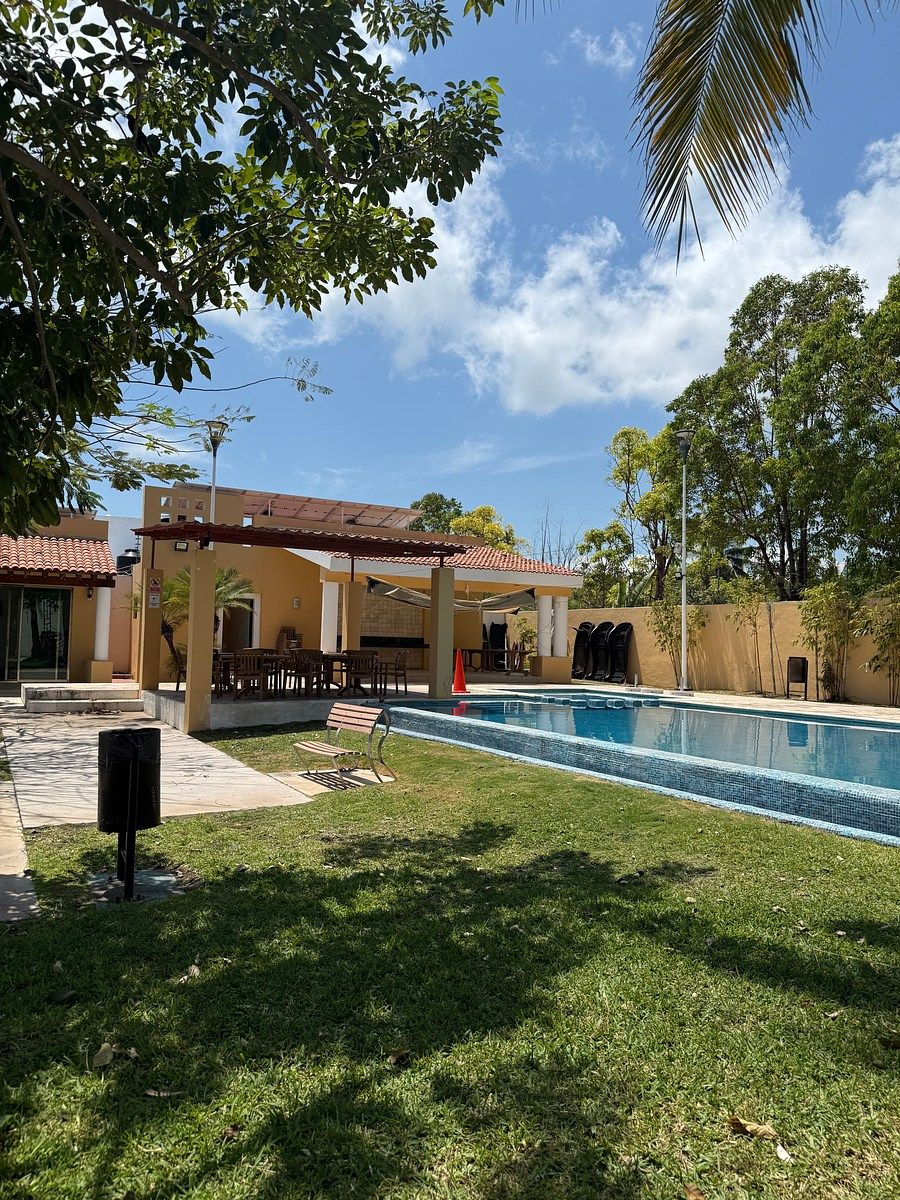 15 de 15: Área social con Palapa