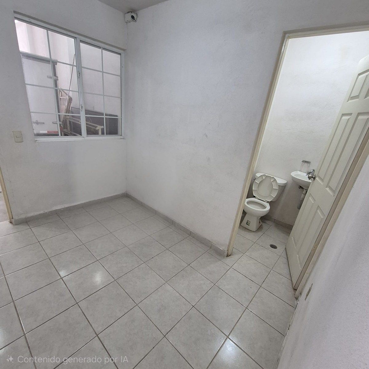 6 de 18: BAÑO OFICINAS