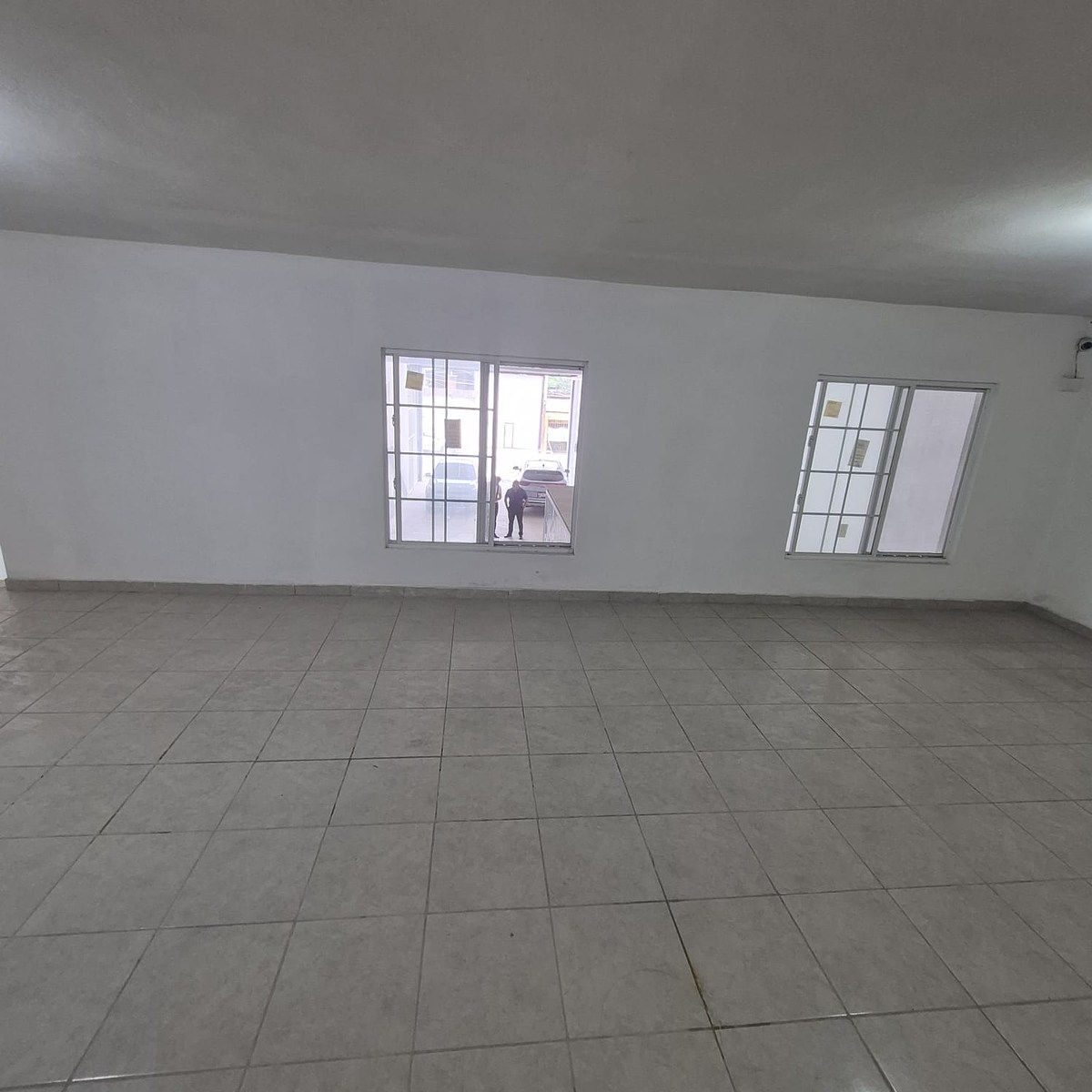 7 de 18: OFICINAS