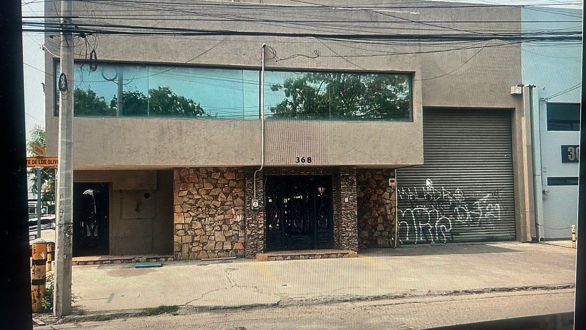 Bodega Comercial en Fracc. Industrial Monte de los Olivos foto 4