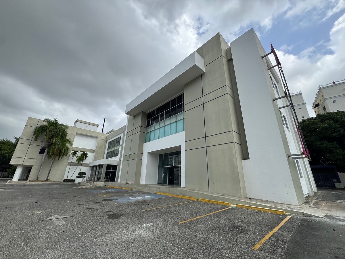 Edificio en Ensanche Naco, Santo Domingo Centro (Distrito Nacional), foto 34 de 34