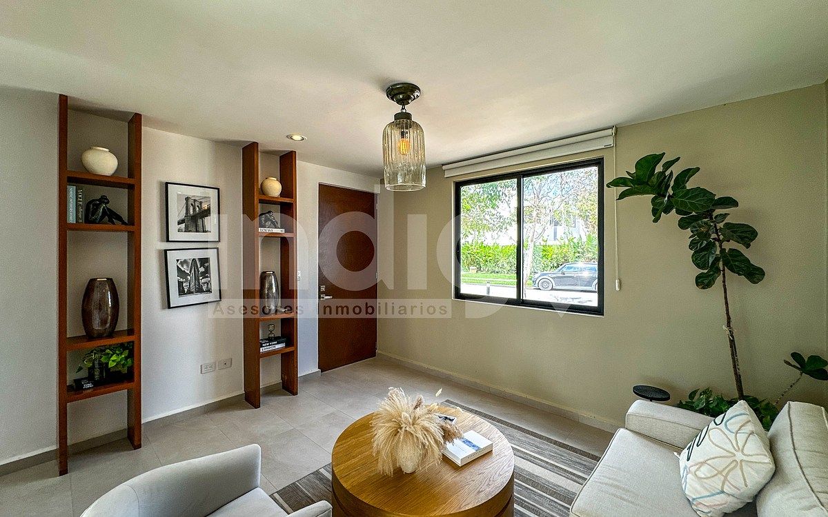 7 of 49: Sala Independiente