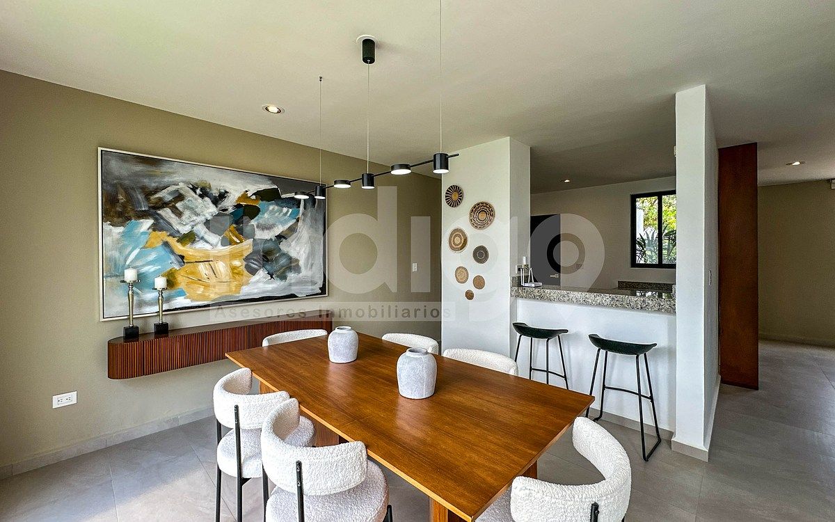 12 of 49: Comedor / Cocina