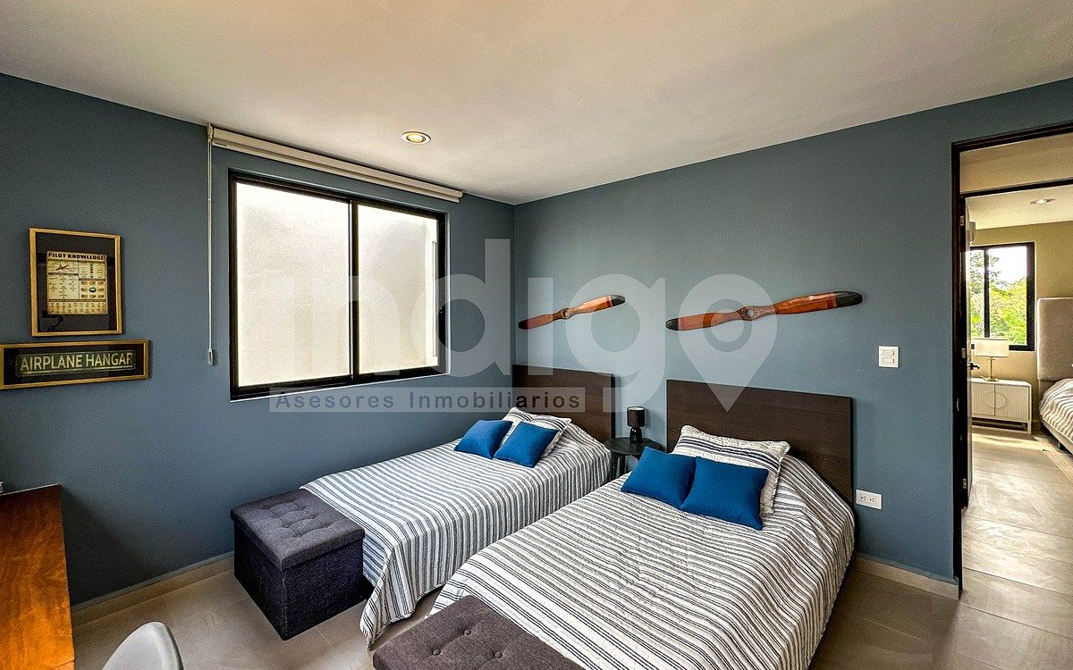 28 of 49: Recámara Secundaria 1