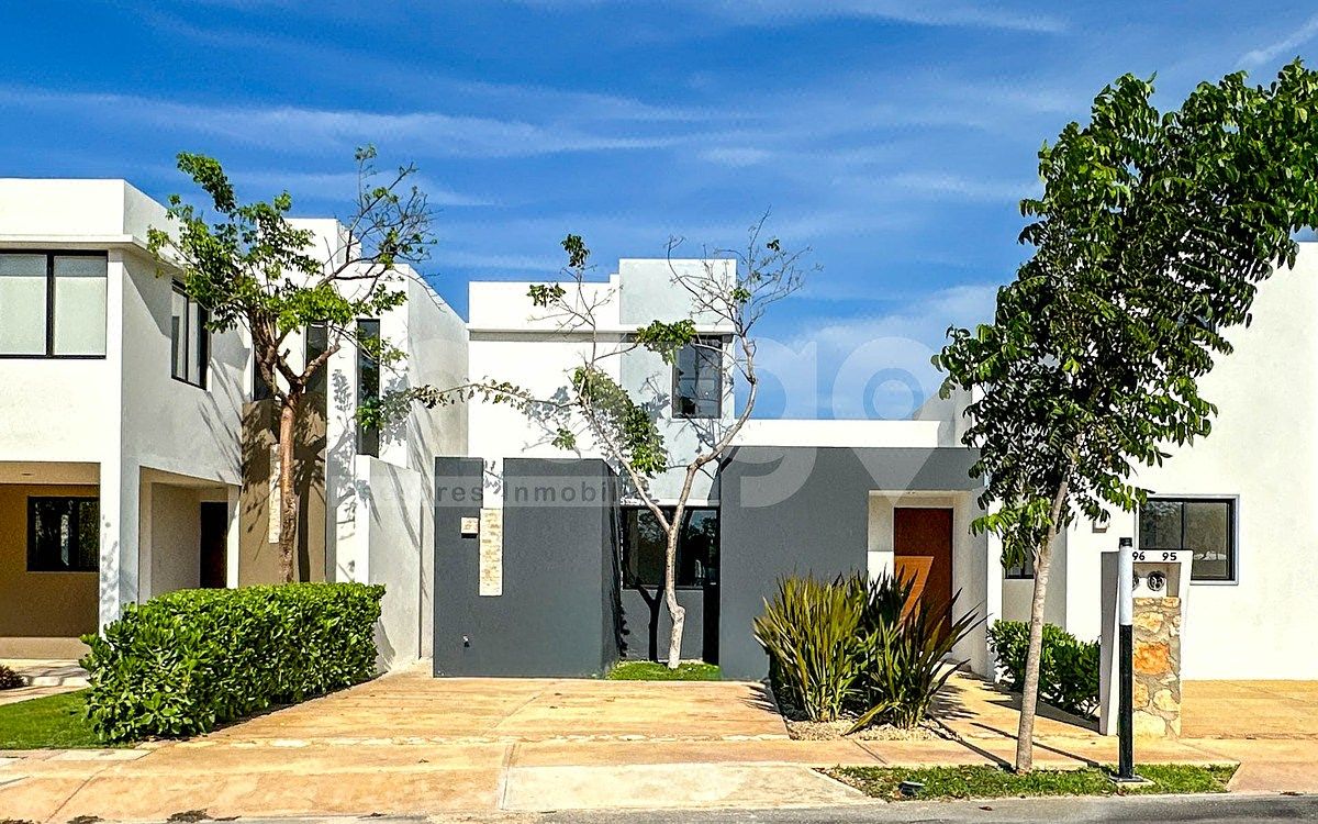 Casa en Venta en Mérida Modelo G en Privada Santa Loreto, Caucel