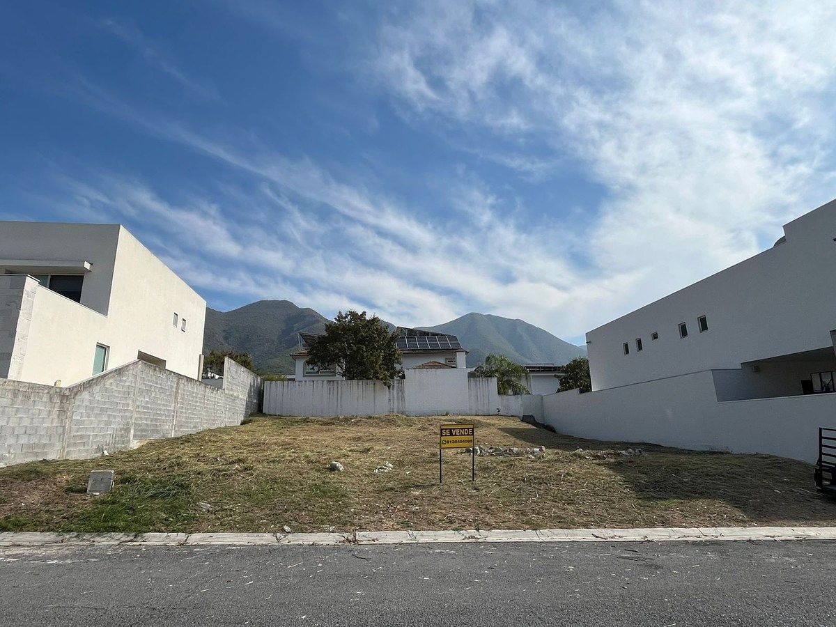 Terreno 720 m² totalmente plano — Etapa A Club de Golf La Herradura foto 2