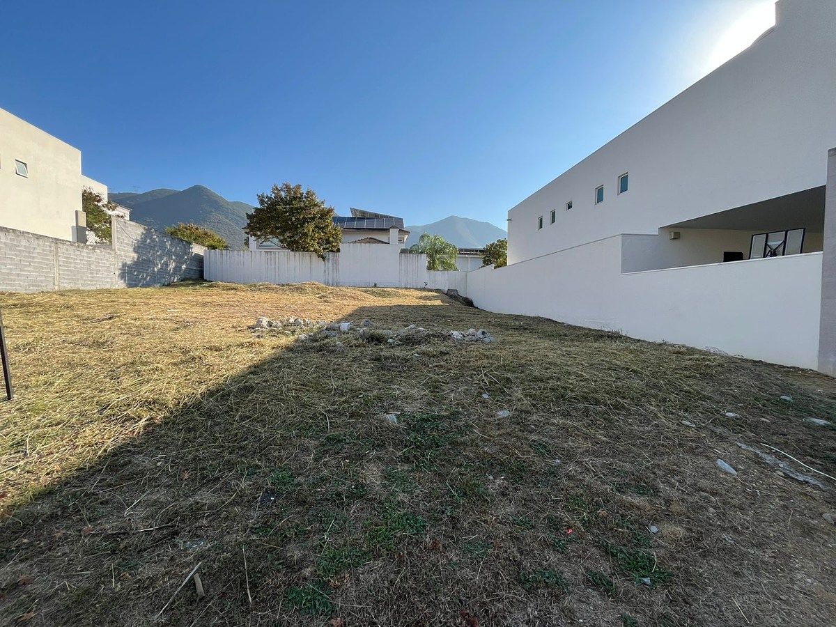 Terreno 720 m² totalmente plano — Etapa A Club de Golf La Herradura foto 3