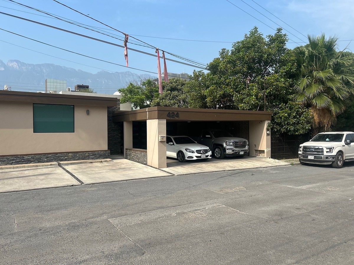 Casa de 1 sola planta en Del Valle, San Pedro Garza García foto 3