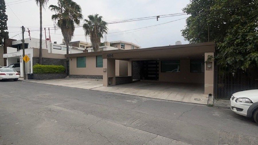 Casa de 1 sola planta en Del Valle, San Pedro Garza García foto 4