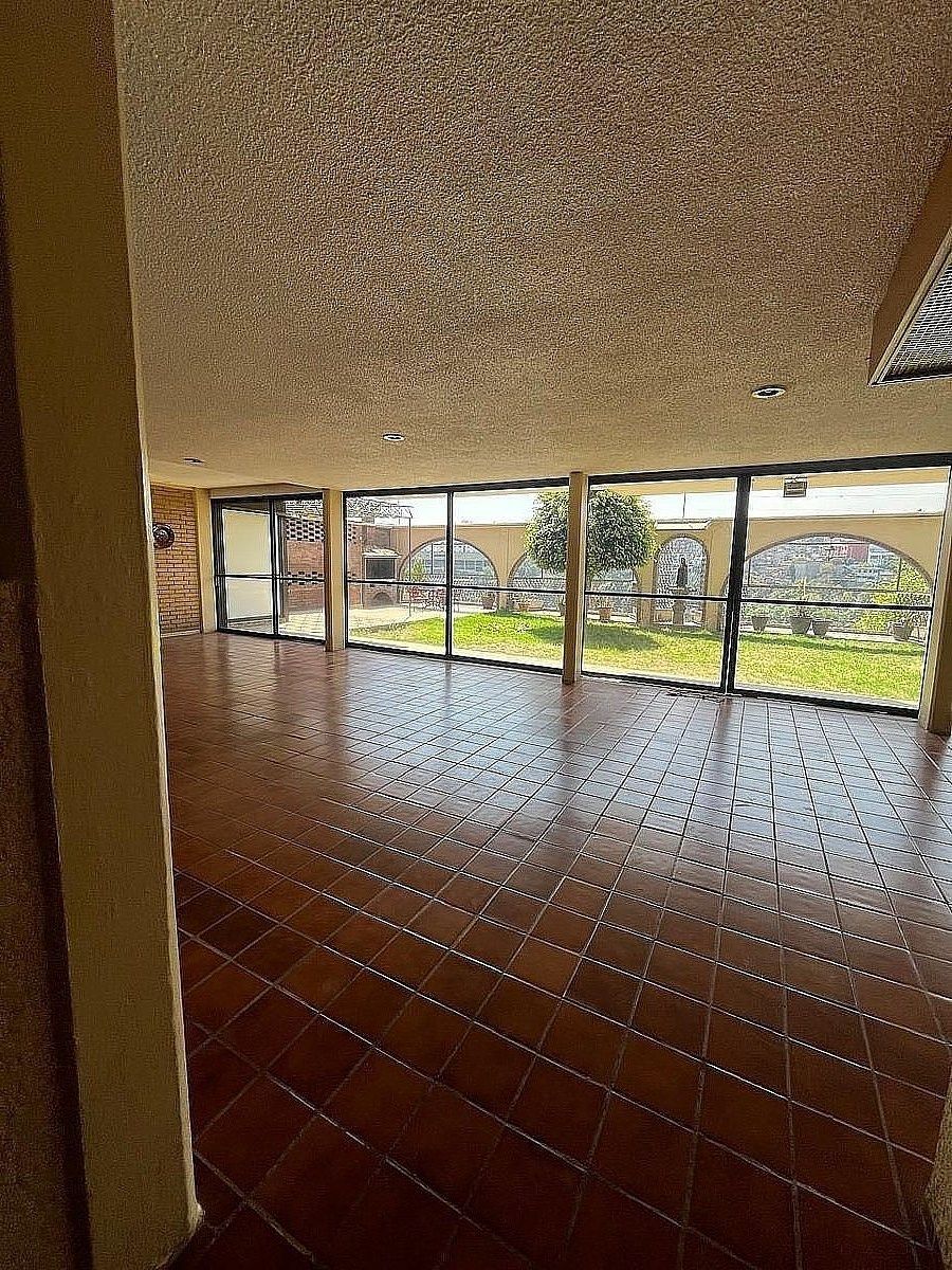 House for Sale, Lomas de las Águilas, photo 1 of 41