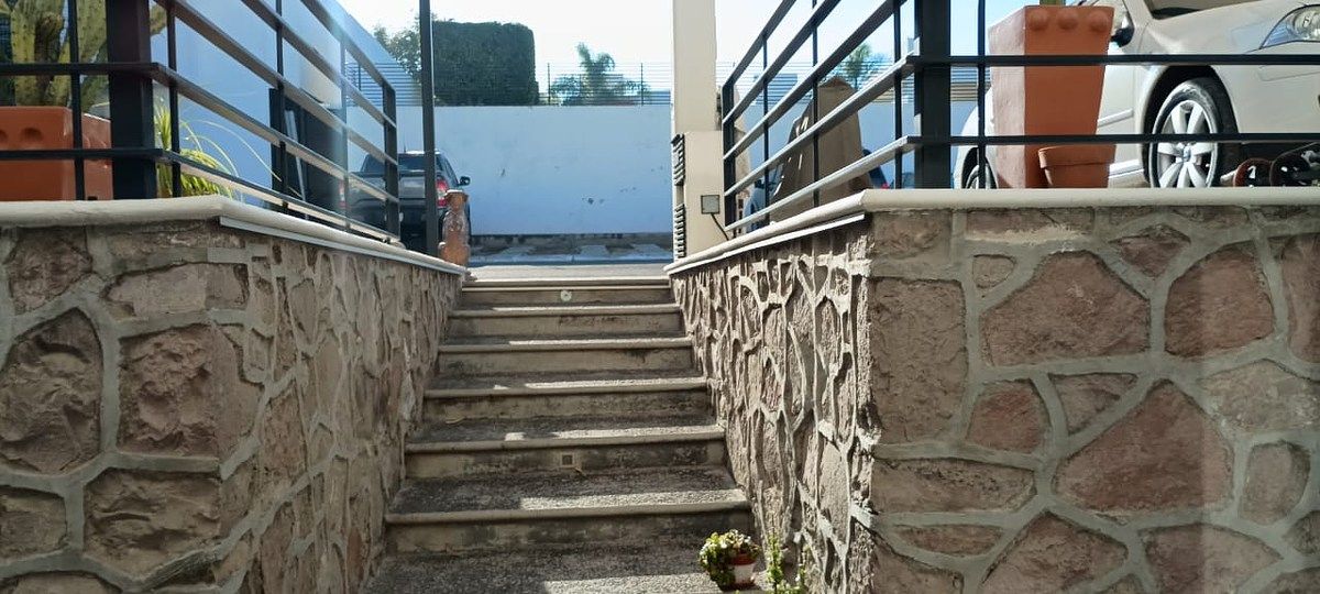 8 de 31