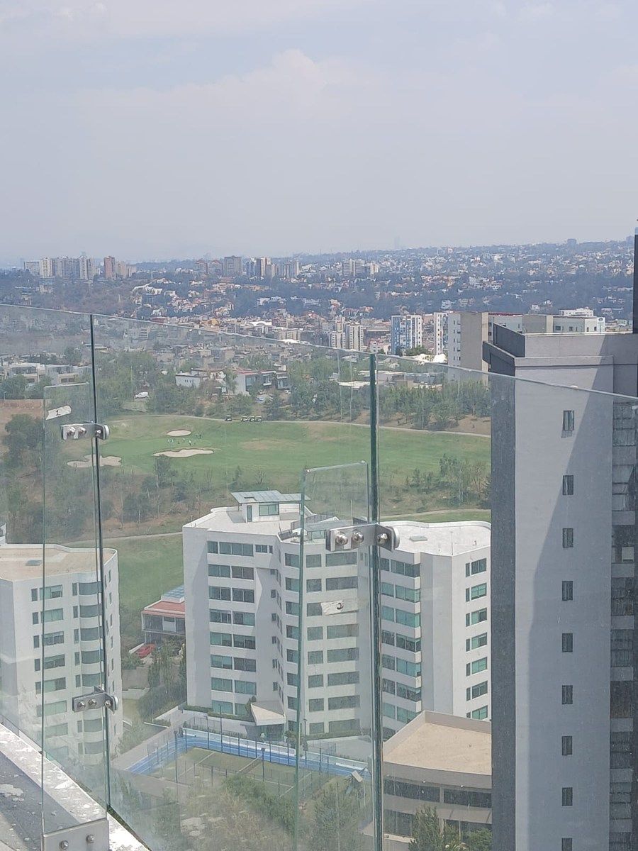 8 de 33