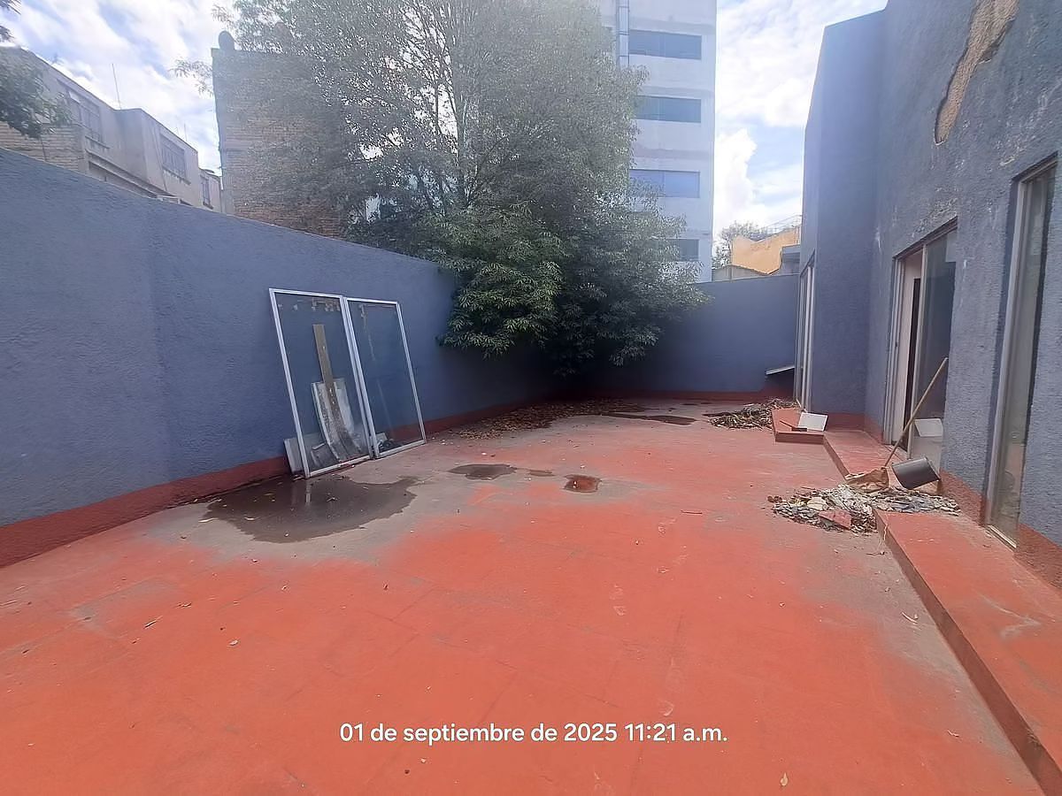 3 de 8
